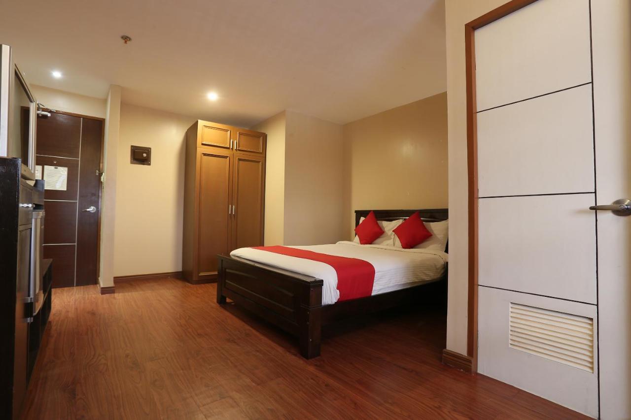 Oyo 419 La Scala Residences Manilla Buitenkant foto