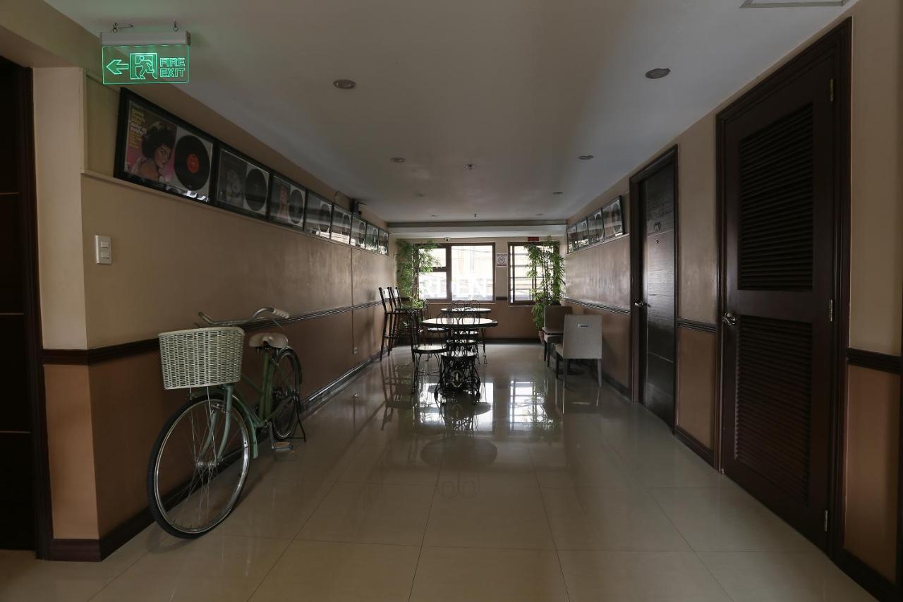 Oyo 419 La Scala Residences Manilla Buitenkant foto